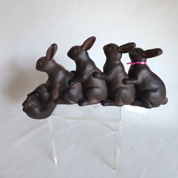 NEW 13” RABBIT BUNNY TEAM SHELF SITTER WHIMSICAL FIGURE RESIN STATUE - Picture 4 of 9